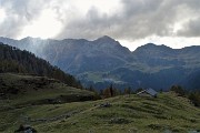 85 Stavolta su sentiero mi abbasso alla Baita del Buco